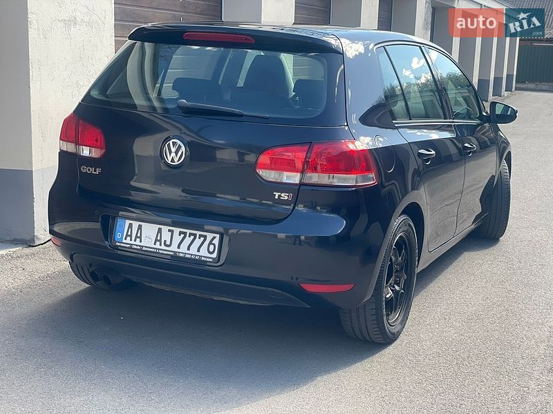 Хэтчбек Volkswagen Golf 2009 в Виннице
