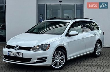 Універсал Volkswagen Golf 2015 в Мукачевому