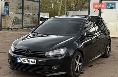 Хэтчбек Volkswagen Golf 2010 в Чугуеве