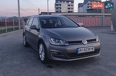 Універсал Volkswagen Golf 2013 в Хусті