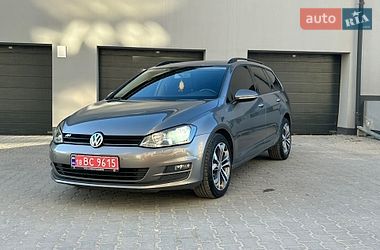 Універсал Volkswagen Golf 2014 в Тернополі