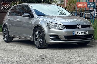 Хетчбек Volkswagen Golf 2012 в Хмельницькому