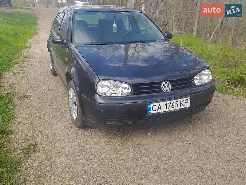 Volkswagen Golf