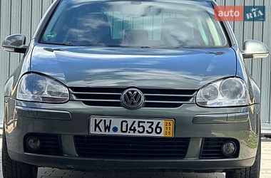 Хэтчбек Volkswagen Golf 2006 в Тернополе