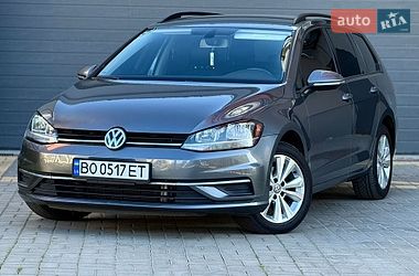 Універсал Volkswagen Golf 2018 в Львові