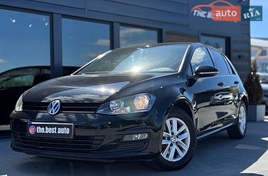 Хэтчбек Volkswagen Golf 2016 в Ровно