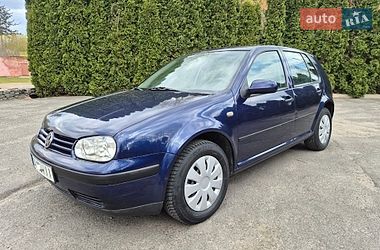 Хэтчбек Volkswagen Golf 1999 в Умани