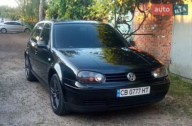 Хэтчбек Volkswagen Golf 2001 в Чернигове