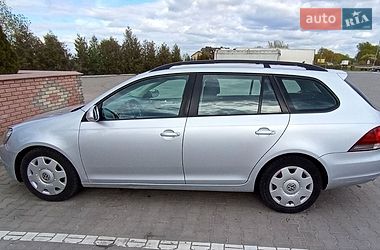 Универсал Volkswagen Golf 2012 в Бучаче