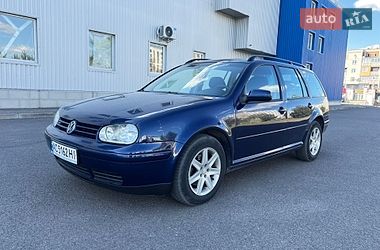Универсал Volkswagen Golf 2003 в Ковеле
