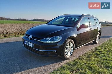 Универсал Volkswagen Golf 2017 в Львове