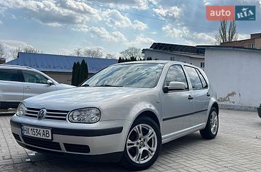 Хэтчбек Volkswagen Golf 2000 в Каменец-Подольском