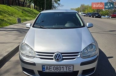 Хетчбек Volkswagen Golf 2006 в Дніпрі