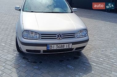 Универсал Volkswagen Golf 1999 в Хороле