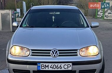 Хетчбек Volkswagen Golf 2003 в Конотопі