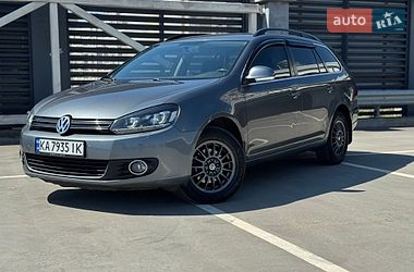 Универсал Volkswagen Golf 2010 в Киеве