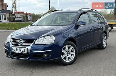 Универсал Volkswagen Golf 2009 в Луцке