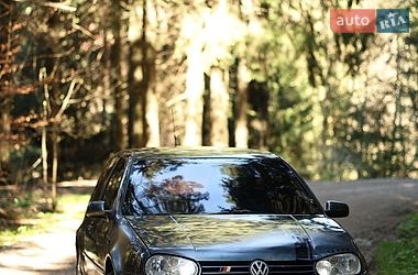 Хетчбек Volkswagen Golf 2001 в Надвірній