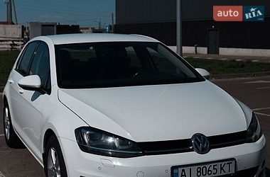 Хэтчбек Volkswagen Golf 2013 в Киеве
