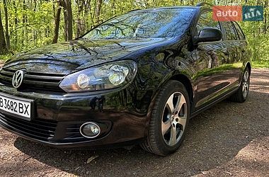 Универсал Volkswagen Golf 2013 в Киеве
