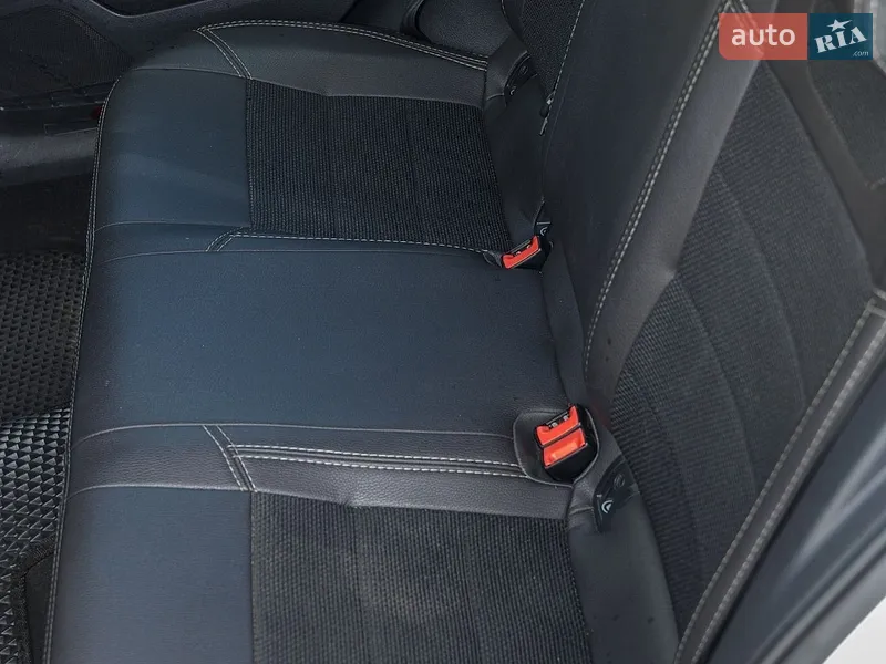 Volkswagen Golf 2013 VIN WVWZZZAUZEW108601 фото оголошення 19 з 85