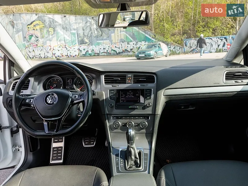 Volkswagen Golf 2013 VIN WVWZZZAUZEW108601 фото оголошення 33 з 85