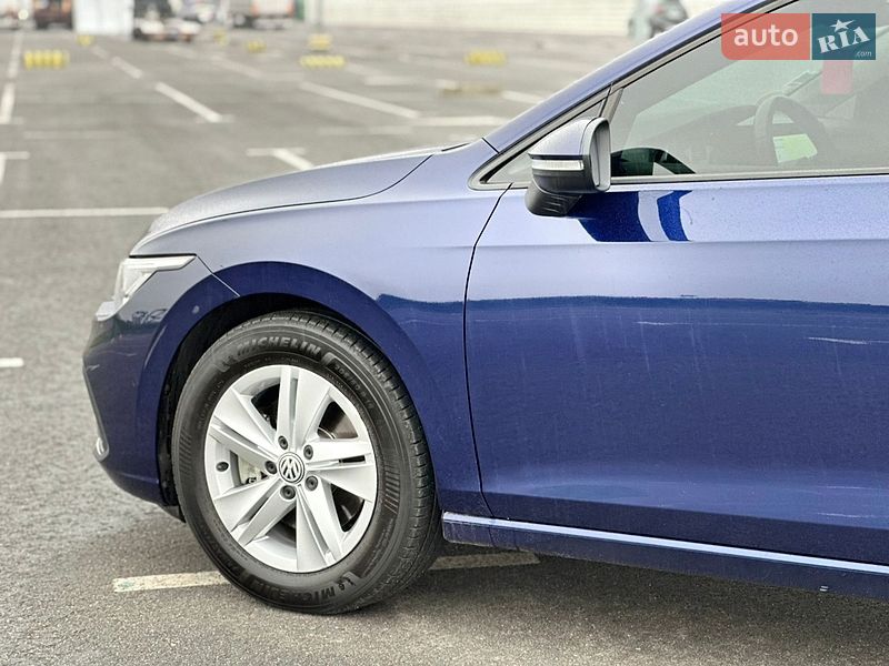 Универсал Volkswagen Golf 2023 в Львове