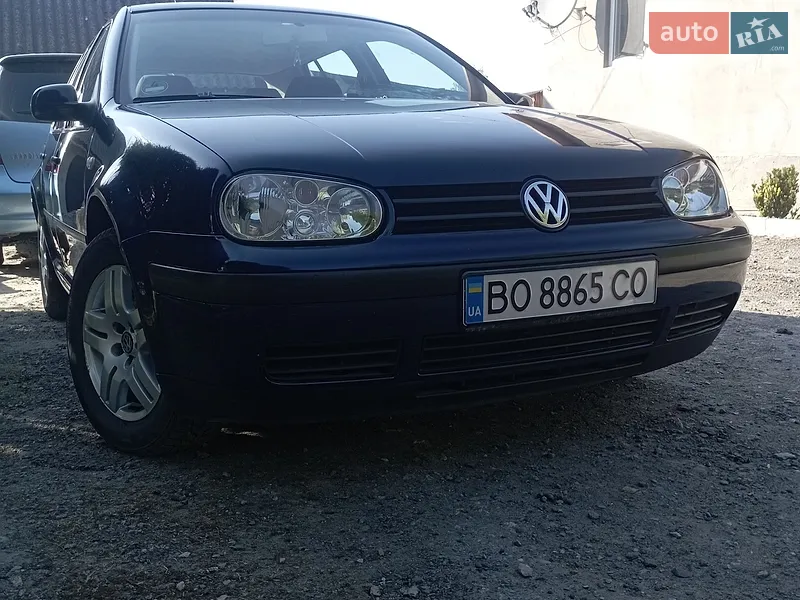 Volkswagen Golf