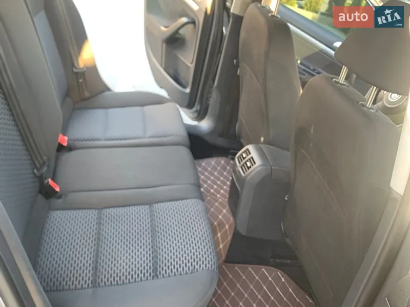 Volkswagen Golf 2010 VIN WVWZZZ1KZBM624603 фото оголошення 6 з 45