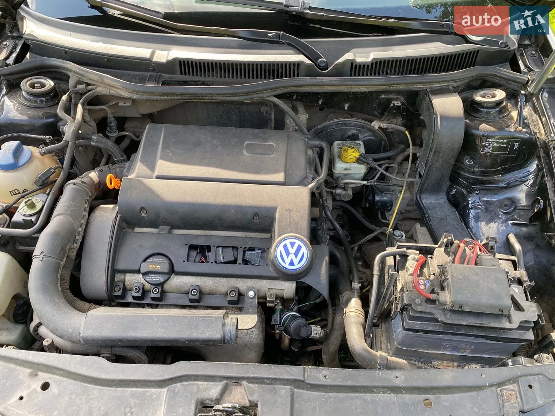 Volkswagen Golf 2002 VIN WVWZZZ1JZ3W290381 фото оголошення 8 з 9