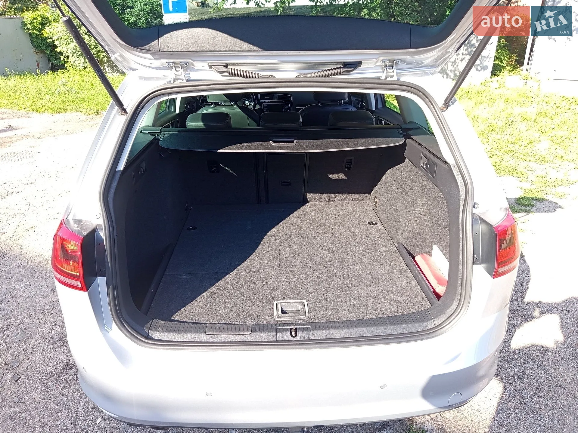 Volkswagen Golf 2014 VIN WVWZZZAUZFP542365 фото оголошення 4 з 19