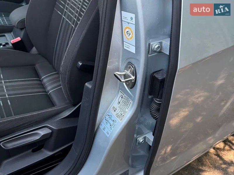 Volkswagen Golf 2015 VIN WVWZZZAUZGP557440 фото оголошення 22 з 63