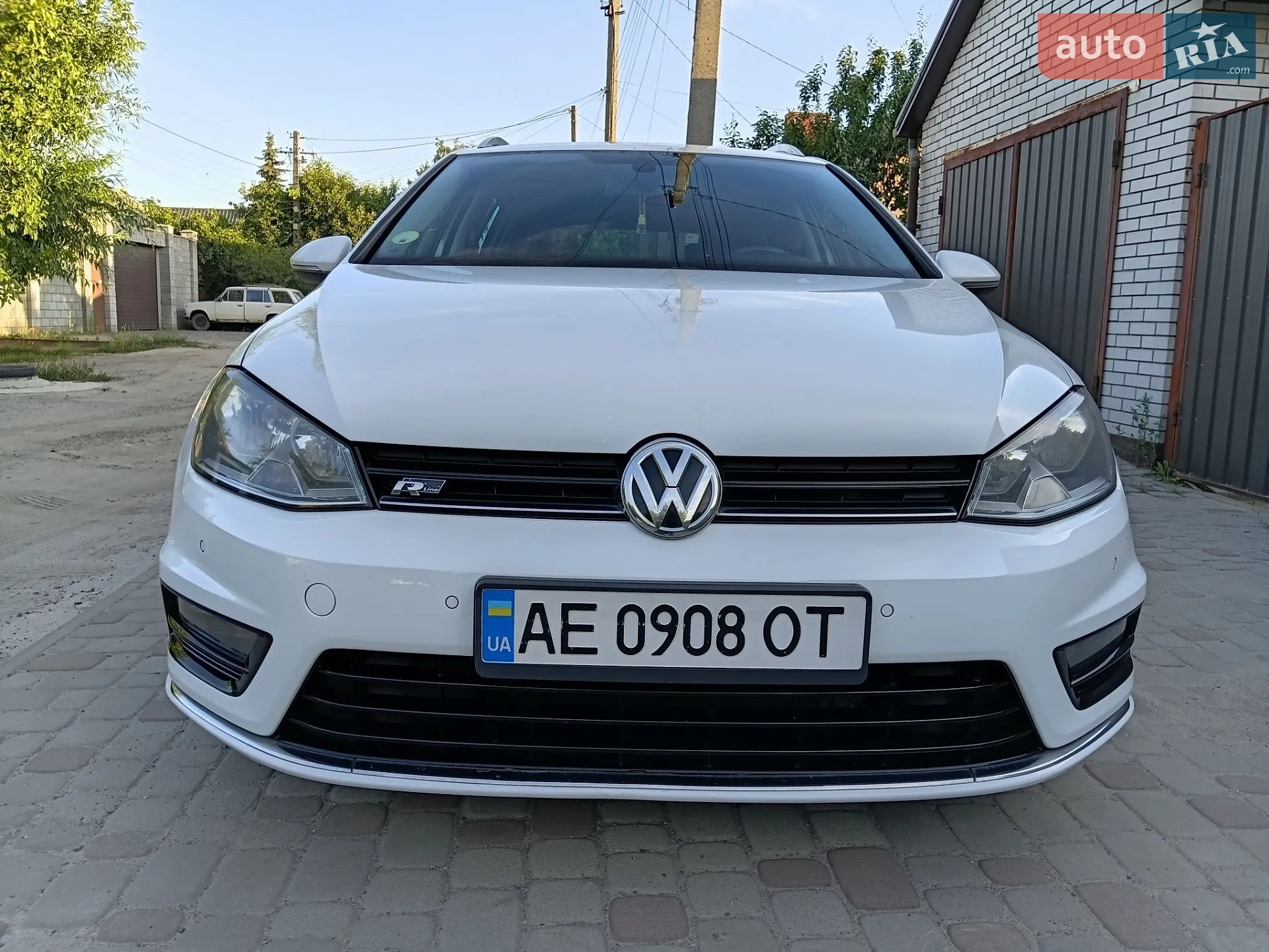 Volkswagen Golf 2016 VIN WVWZZZAUZGP634552 фото оголошення 18 з 29