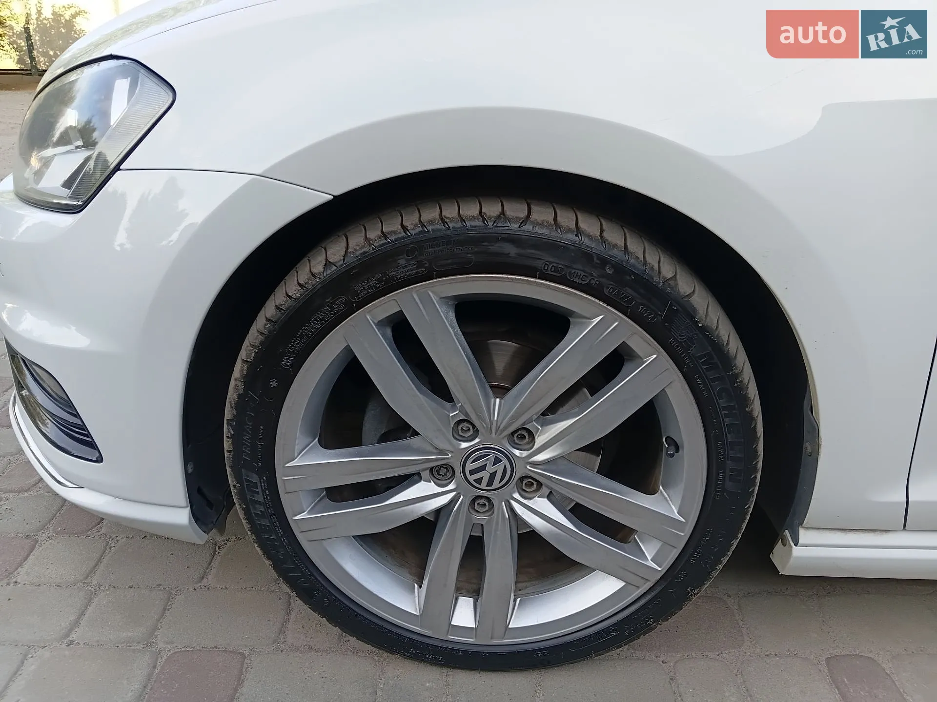 Volkswagen Golf 2016 VIN WVWZZZAUZGP634552 фото оголошення 22 з 29