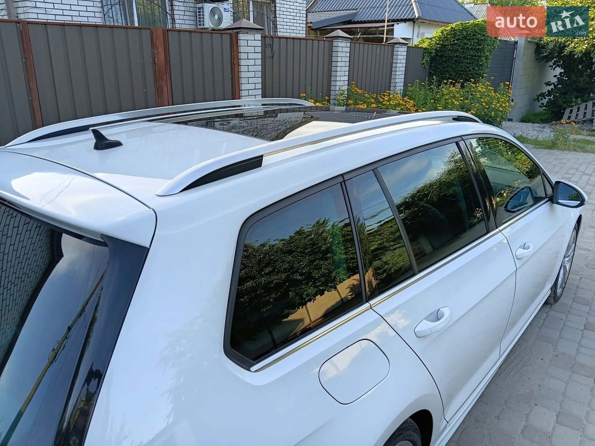 Volkswagen Golf 2016 VIN WVWZZZAUZGP634552 фото оголошення 28 з 29