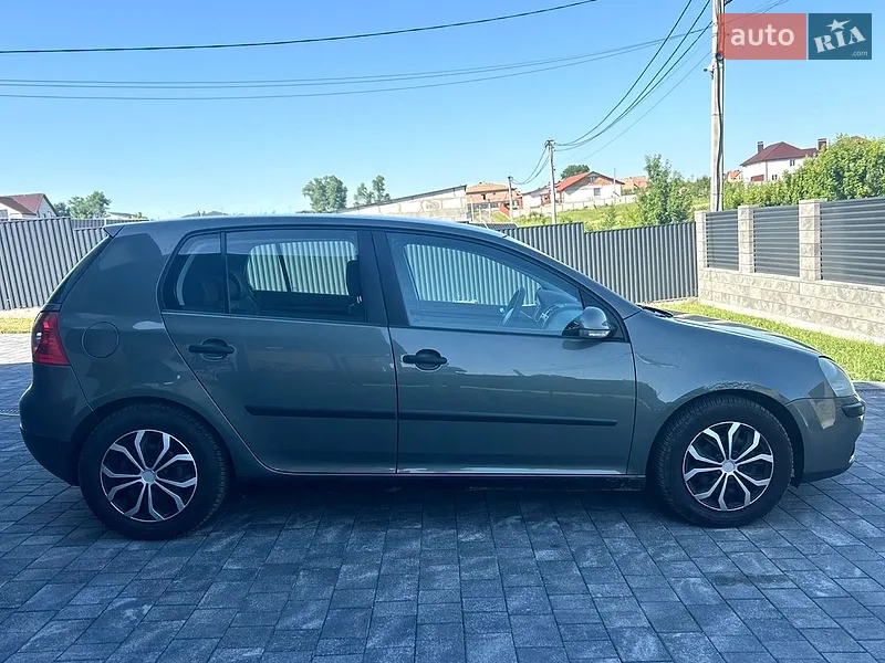 Volkswagen Golf 2004 VIN WVWZZZ1KZ4W105328 фото оголошення 14 з 71