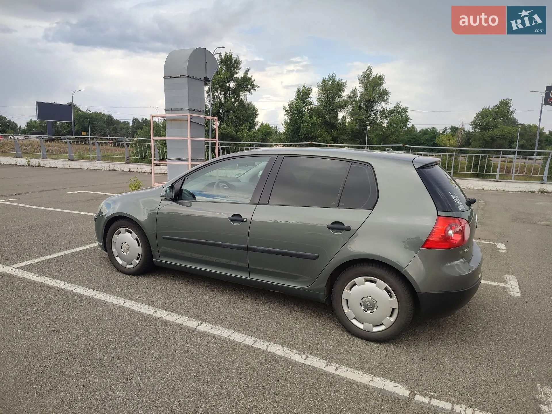 Volkswagen Golf 2004 VIN WVWZZZ1KZ4B016459 фото оголошення 4 з 9