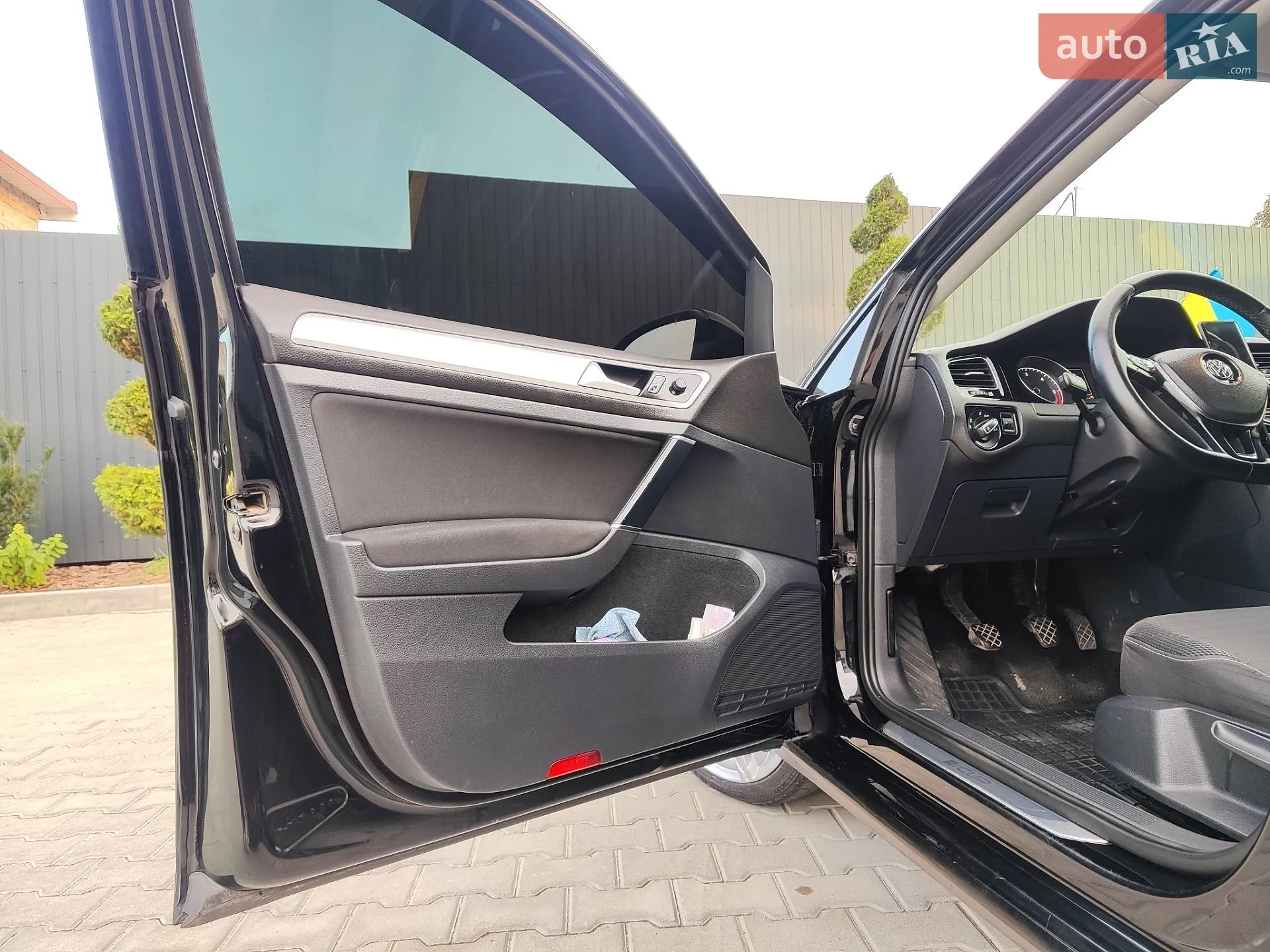 2017 Mercedes-Benz GLE - мініатюра 31