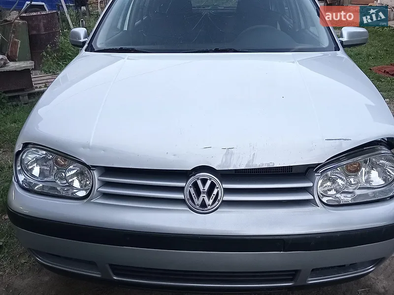 Volkswagen Golf 2001
