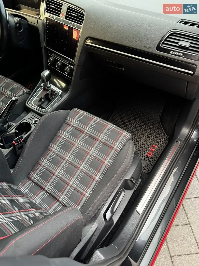 2017 Volkswagen Golf GTI - мініатюра 35