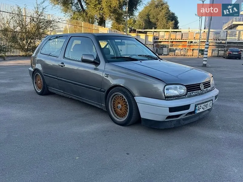 Volkswagen Golf 1992
