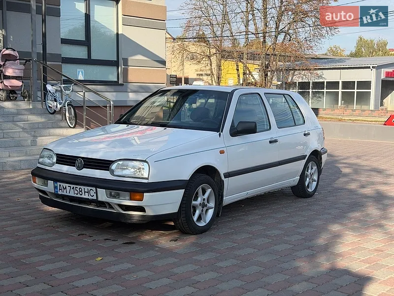 Volkswagen Golf 1996