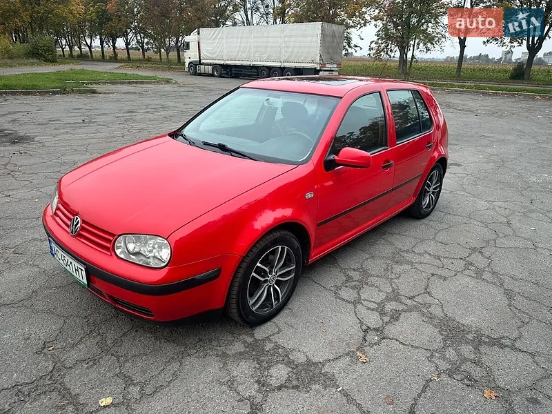 Volkswagen Golf