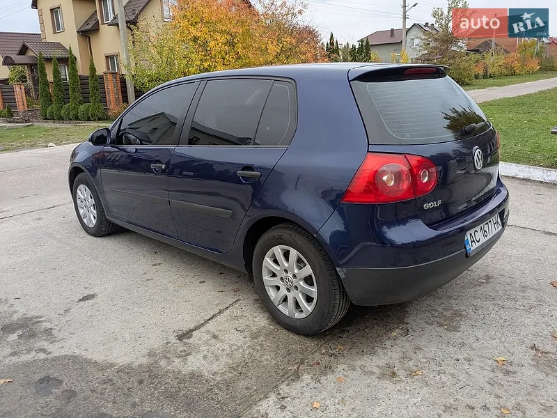 Volkswagen Golf