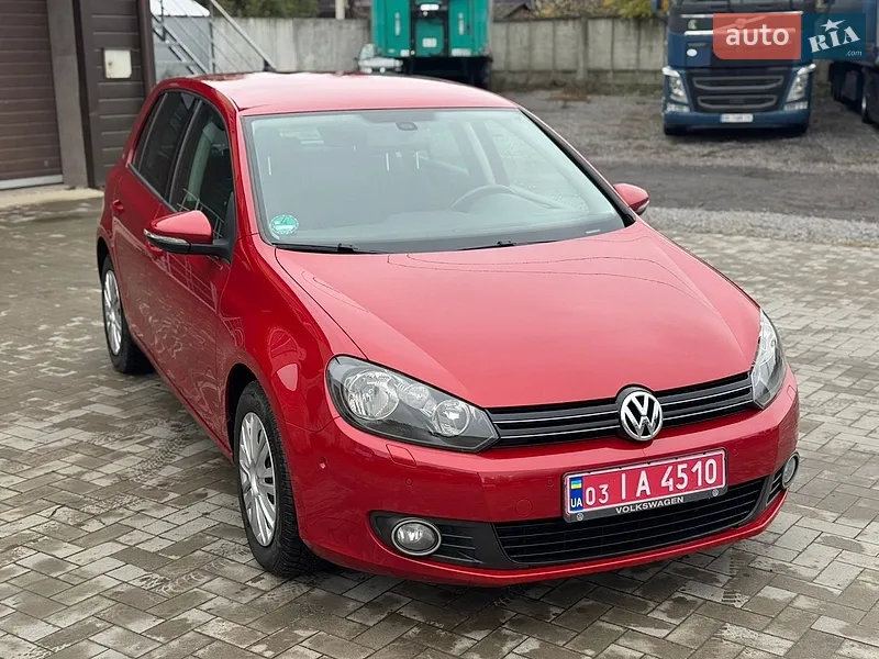 Volkswagen Golf