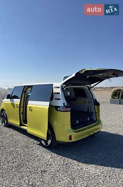 Минивэн Volkswagen I.D. Buzz 2023 в 