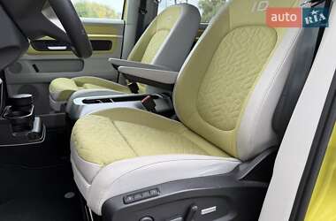 Минивэн Volkswagen I.D. Buzz 2023 в 