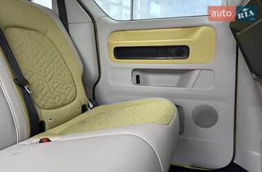 Минивэн Volkswagen I.D. Buzz 2023 в 