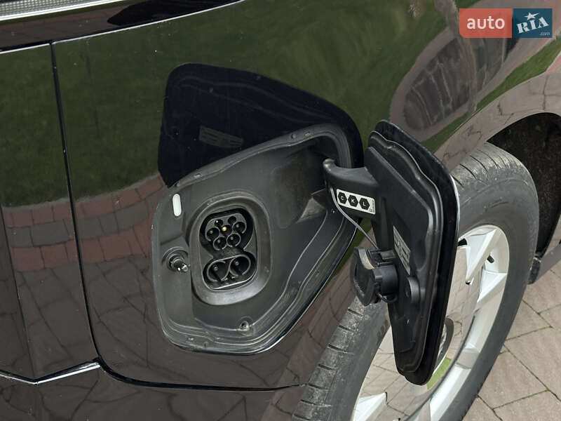 Мінівен Volkswagen I.D. Buzz 2023 в Луцьку фото 14 Мінівен Volkswagen I.D. Buzz 2023 в Луцьку