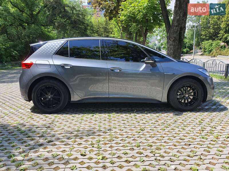 Хэтчбек Volkswagen ID.3 2022 в Харькове